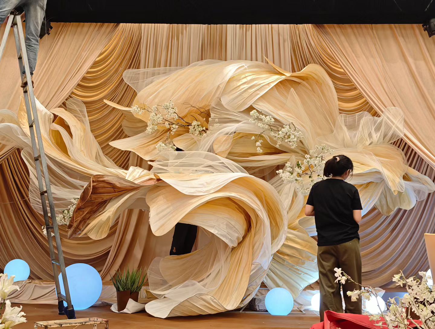 Gold fabric installation